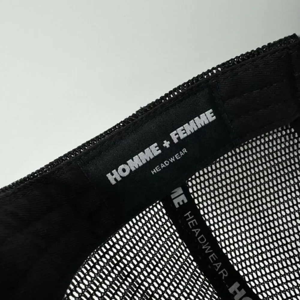 Homme Femme HF Varsity Font Trucker Hat SnapBack Black Yellow Letterman OSFA‎